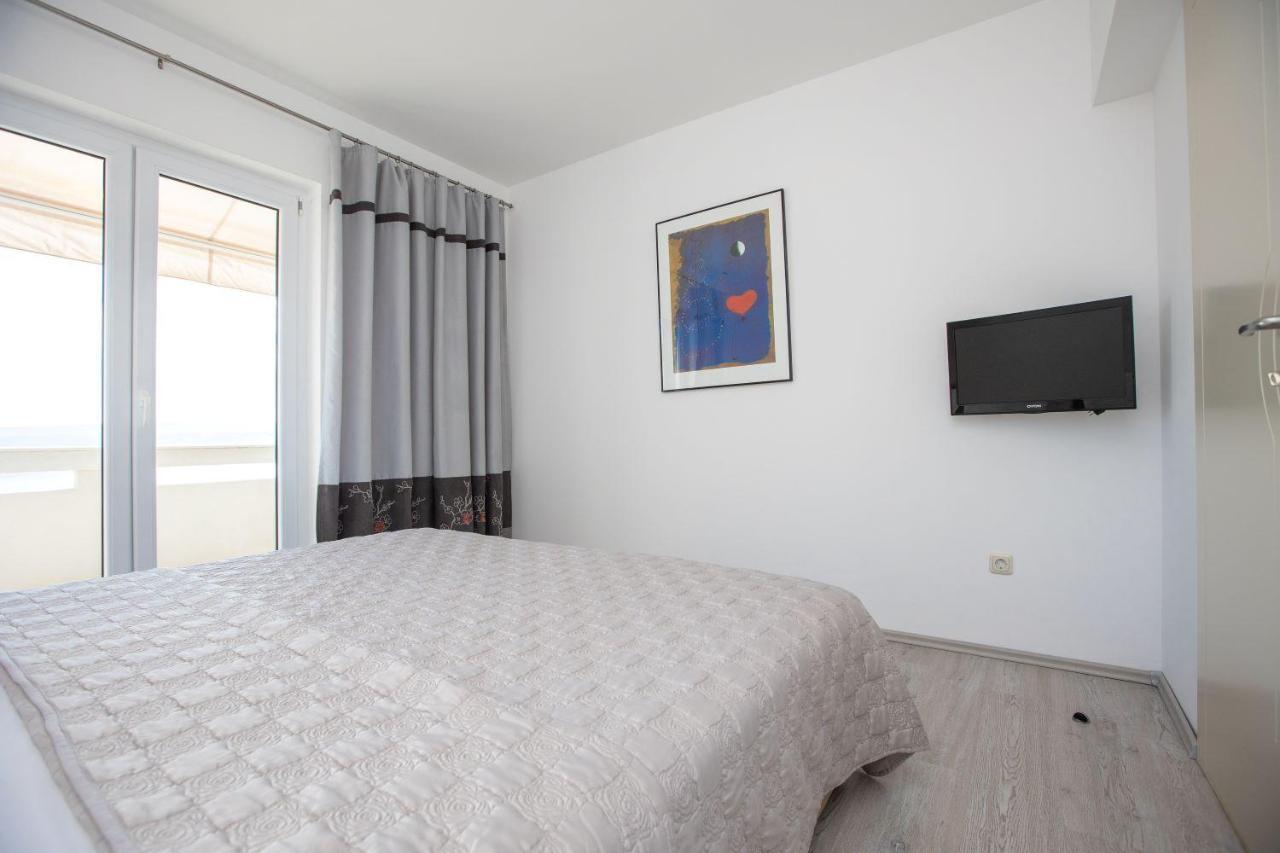 Apartments Mosor Omiš Екстериор снимка