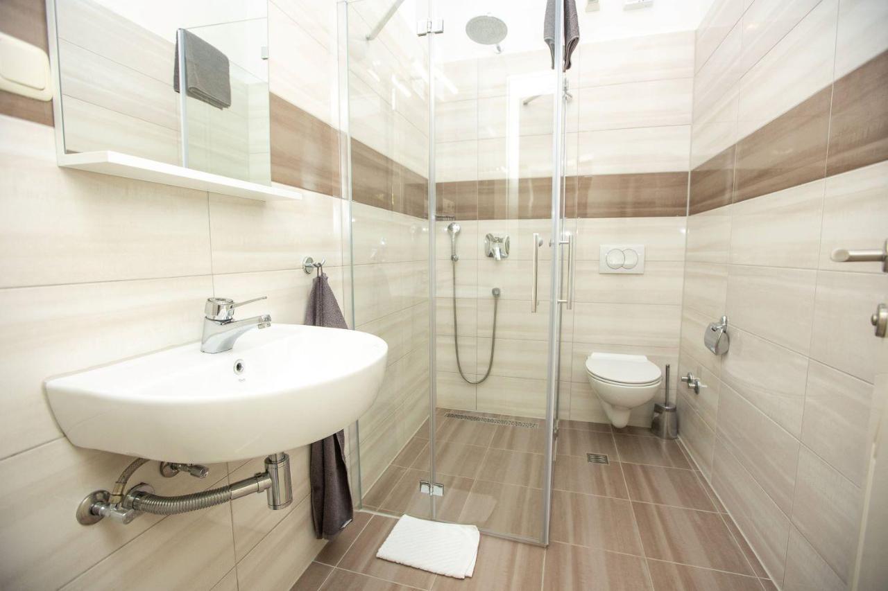 Apartments Mosor Omiš Екстериор снимка