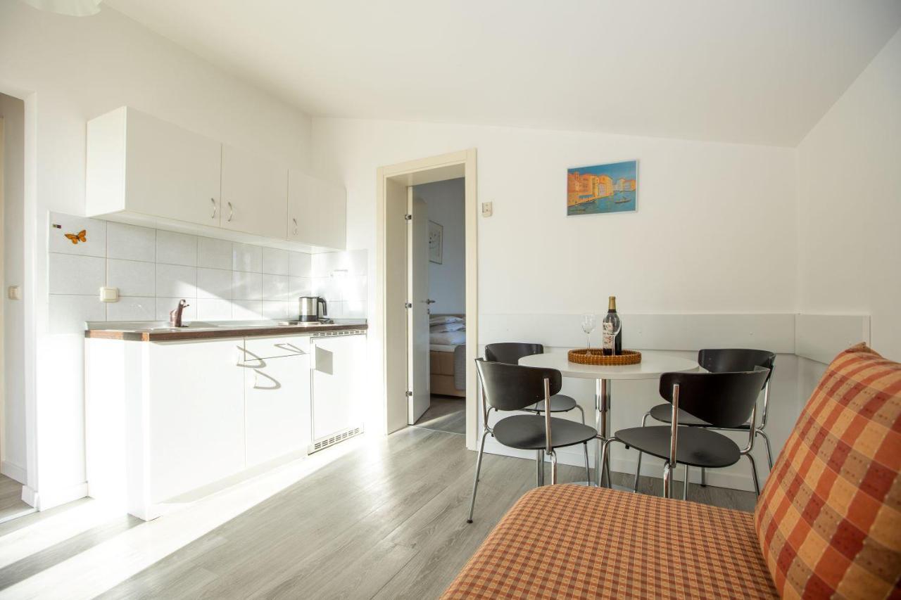Apartments Mosor Omiš Екстериор снимка